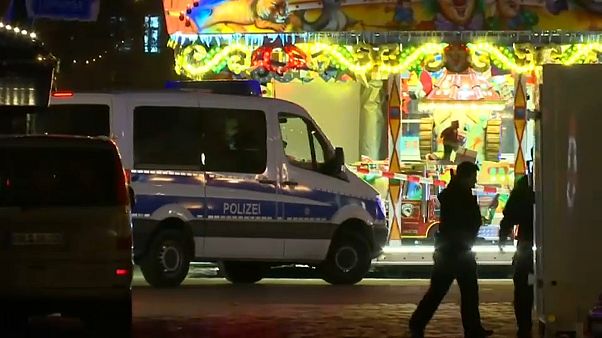 Almanya'da Noel pazarında yine terör kabusu Almanya'da Noel pazarında yine terör kabusu