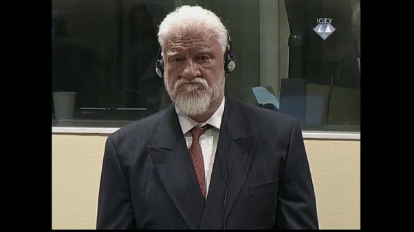 El criminal de guerra Praljak se suicidó con cianuro de potasio El criminal de guerra Praljak se suicidó con cianuro de potasio