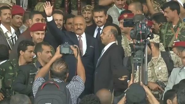 Ex-presidente "rebelde" estende a mão à Arábia Saudita Ex-presidente "rebelde" estende a mão à Arábia Saudita