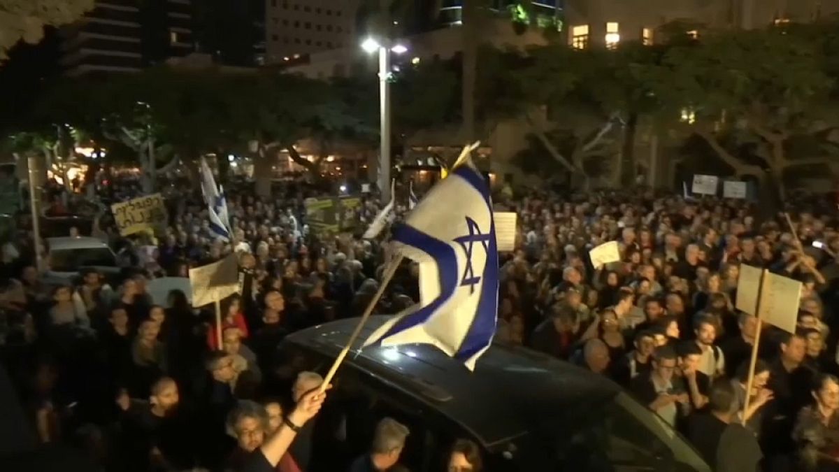 "Marcha da vergonha" contra a corrupção em Israel