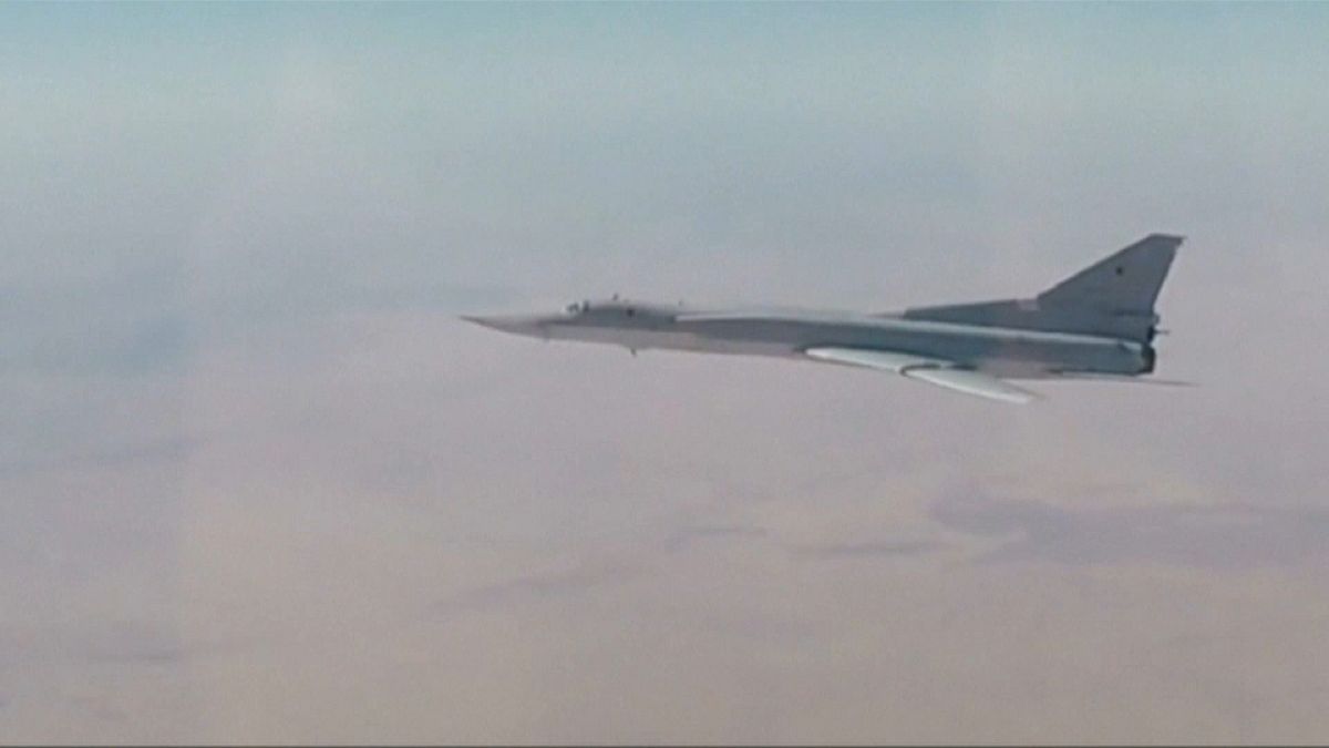 Российские Ту-22 атаковали позиции ИГИЛ в Дейр-эз-Зоре