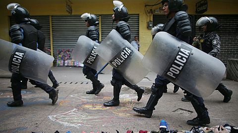 Honduras'ta sokağa çıkma yasağı ilan edildi