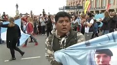 Argentina: familiares dos marinheiros desaparecidos querem que as buscas continuem