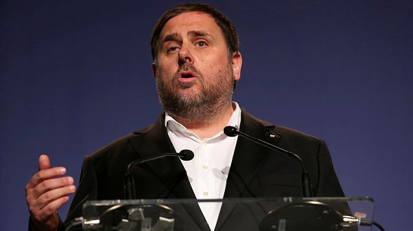 El Supremo mantiene en prisión a Junqueras y "los jordis" y libera a seis exconsellers El Supremo mantiene en prisión a Junqueras y "los jordis" y libera a seis exconsellers