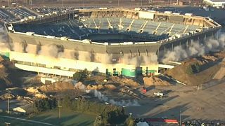 Demolition fails to bring down former home of Detroit Lions 