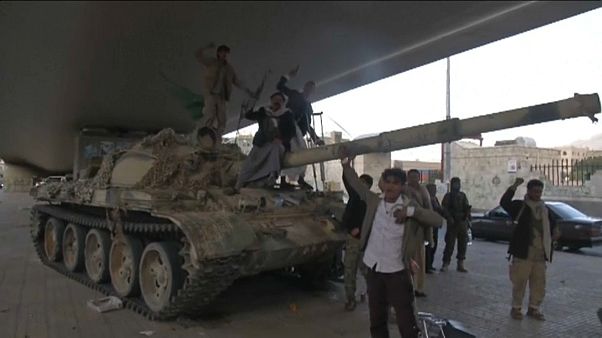 Milícias Houthi divulgam imagens do corpo de Ali Abdullah Saleh Milícias Houthi divulgam imagens do corpo de Ali Abdullah Saleh