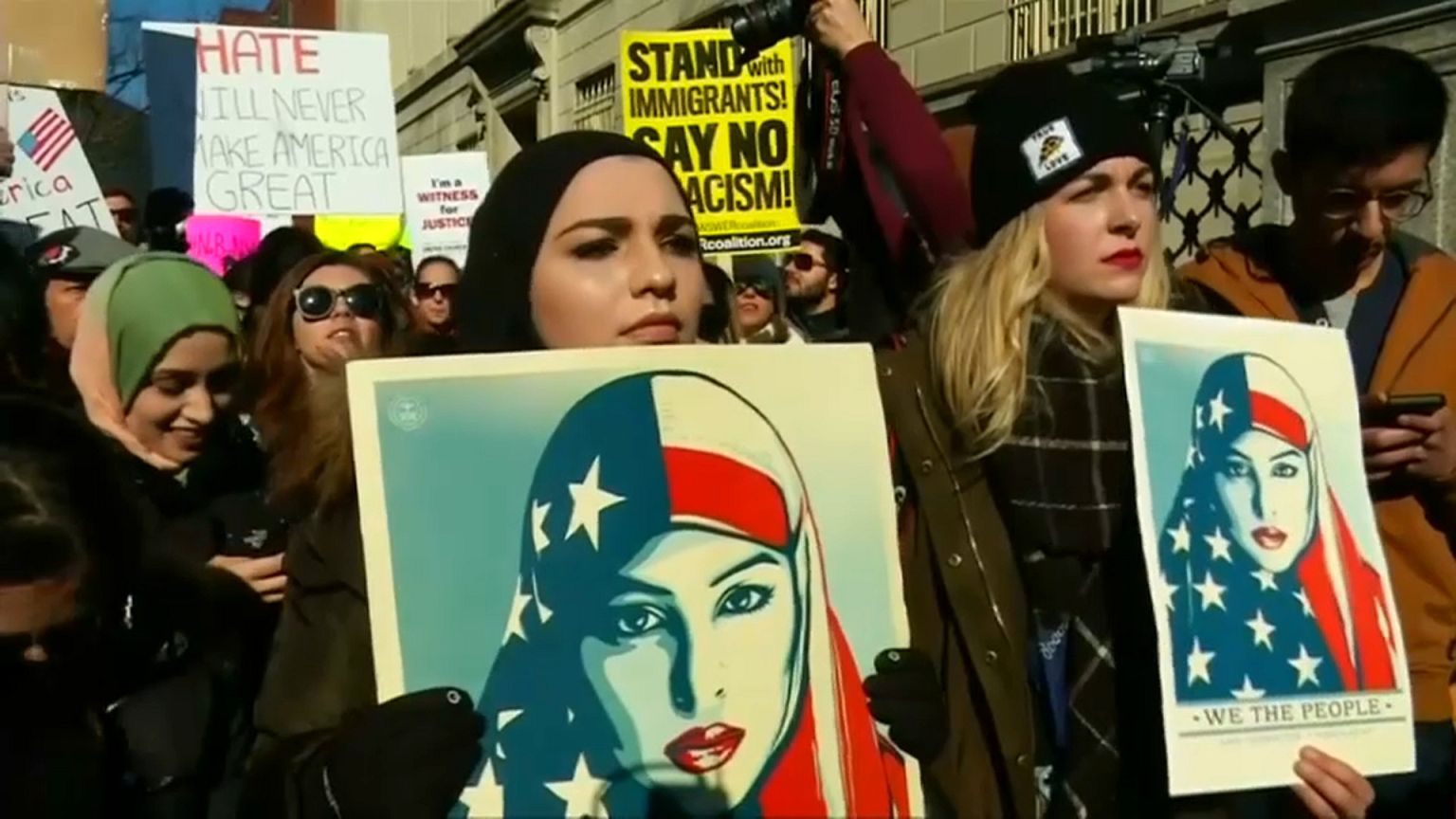 La Cour suprême donne son feu vert à l' "immigration ban" de Trump