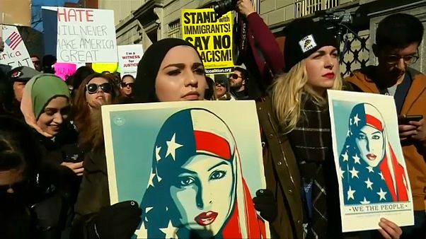 La Cour suprême donne son feu vert à l' "immigration ban" de Trump La Cour suprême donne son feu vert à l' "immigration ban" de Trump