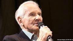 Jean d'Ormesson au Salon du livre de Paris 2010