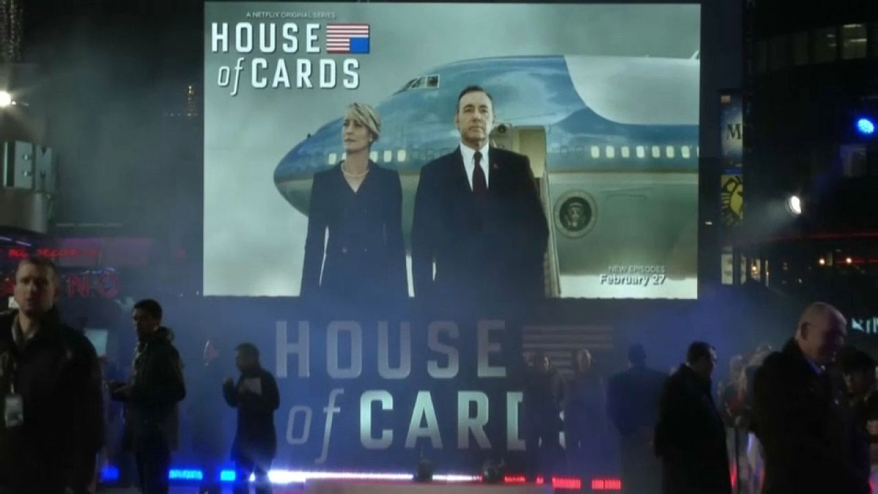 La produzione di "House of Cards" riprende, ma senza Kevin Spacey La produzione di "House of Cards" riprende, ma senza Kevin Spacey