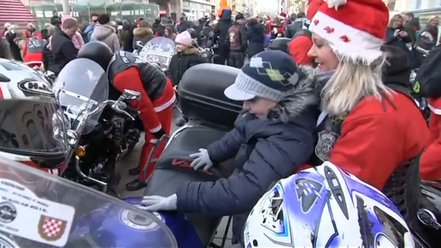 Le père Noël est un motard