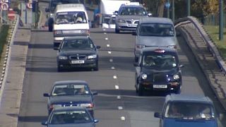 Regno Unito: calano le immatricolazioni auto