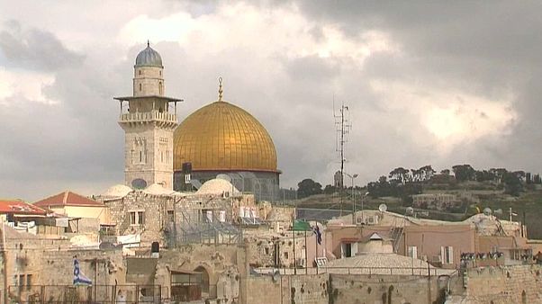 Israel: Donald Trump persiste na intenção de mudar a embaixada dos EUA para Jerusalém Israel: Donald Trump persiste na intenção de mudar a embaixada dos EUA para Jerusalém
