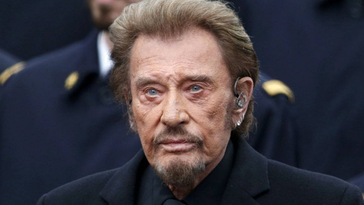 Johnny Hallyday è morto. La pop star aveva 74 anni ed era malato di cancro