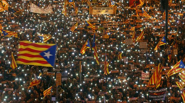 Una manifestazione a Barcellona per chiedere la liberazione dei Jordis Una manifestazione a Barcellona per chiedere la liberazione dei Jordis