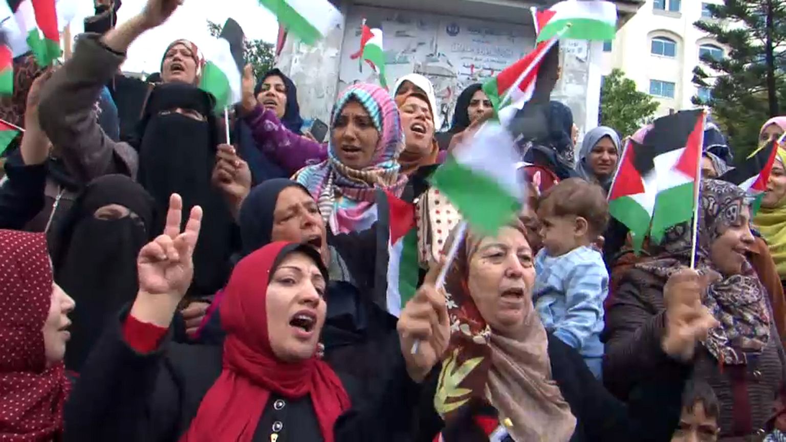 غزة تخرج تنديدا بخطوة ترامب الاعتراف بالقدس عاصمة لإسرائيل