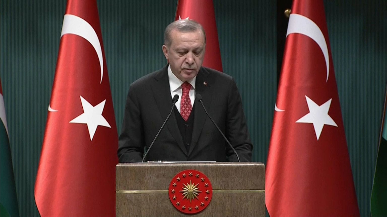 "Kudüs'ün statüsü konusunda atılacak yanlış bir adım infial yaratır"