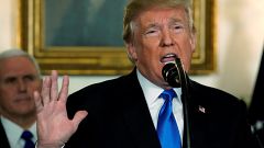 Trump: trasferiremo ambasciata in Israele a Gerusalemme