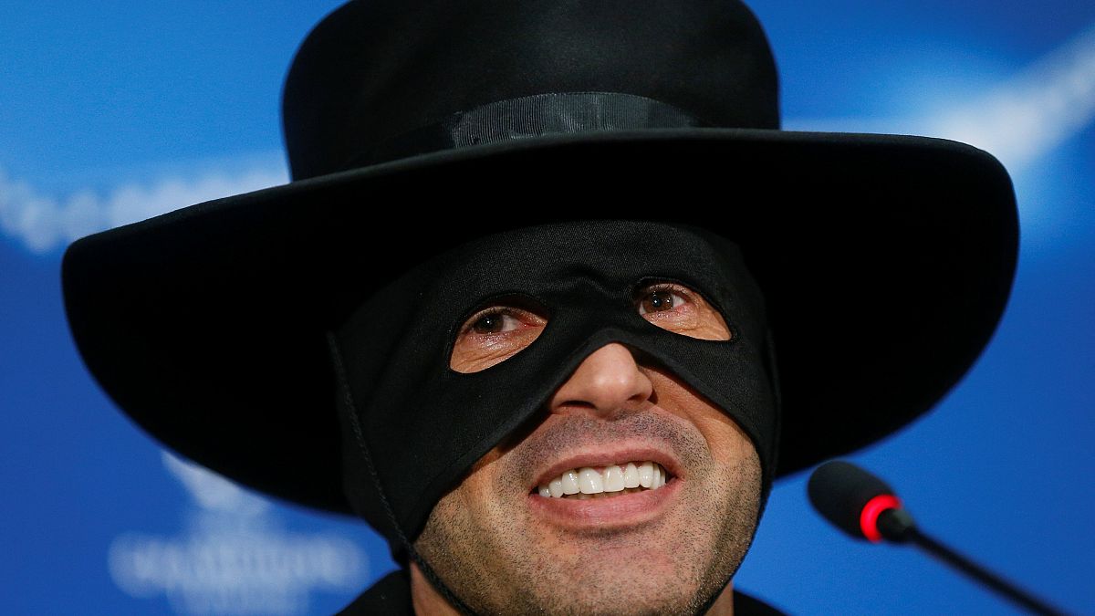 Paulo Fonseca deixa "marca do Zorro" na Champions