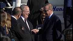 Erdoğan ile Yunan Bakan'ın eğlenceli diyaloğu: Benim hediye ettiğim kravat değil mi?