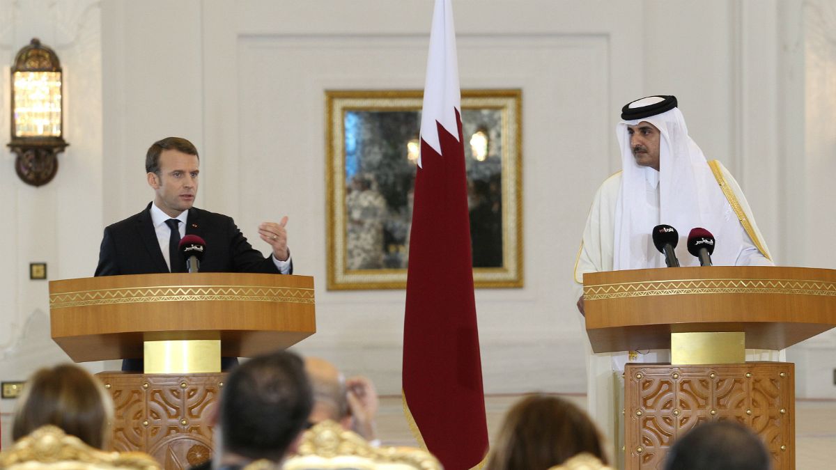 سفر ماکرون به قطر ۱۲ میلیارد یورو برای فرانسه به ارمغان آورد
