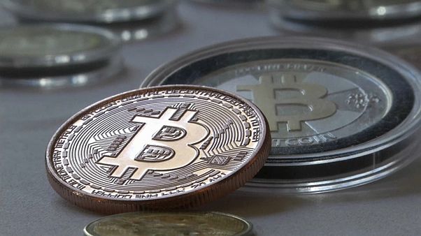 Bitcoin'den yeni rekor: 15 bin doları aştı Bitcoin'den yeni rekor: 15 bin doları aştı
