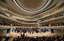 Lagerfeld regressa a casa com Chanel