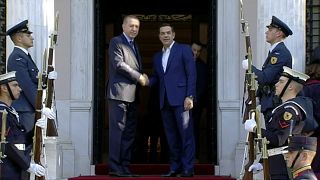 Visita de Erdogan gera tensão na Grécia
