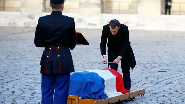 L'hommage lyrique de Macron à Jean D'Ormesson L'hommage lyrique de Macron à Jean D'Ormesson