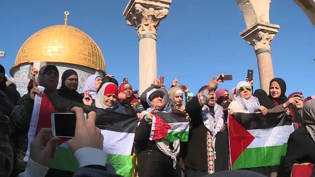 I palestinesi ad Al-Aqsa: difenderemo la nostra Gerusalemme