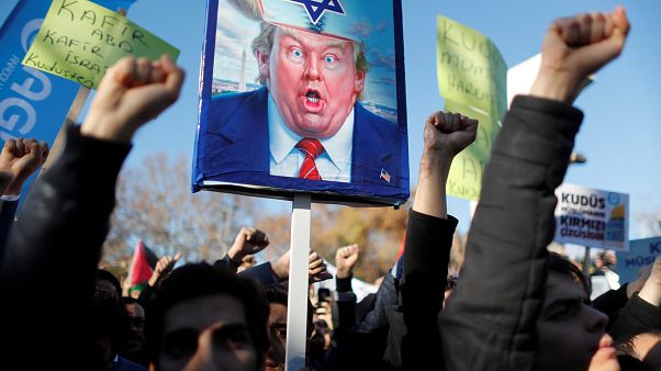Protestos contra Trump no mundo muçulmano Protestos contra Trump no mundo muçulmano
