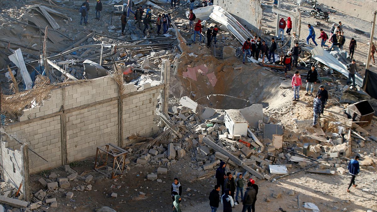 Israel lança ofensiva aérea mortal sobre Gaza