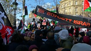 Paris'te göstericiler Netanyahu ziyaretini protesto etti