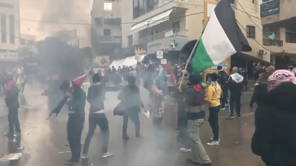 Disturbios ante la embajada de EEUU de Beirut Disturbios ante la embajada de EEUU de Beirut