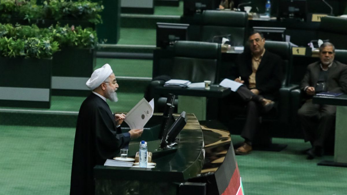 روحانی: هدفمان رشد اقتصادی بالای پنج درصد است 