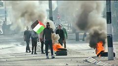 Aufgebrachte Palästinenser liefern sich heftige Zusammenstöße mit israelischen Sicherheitskräften. 