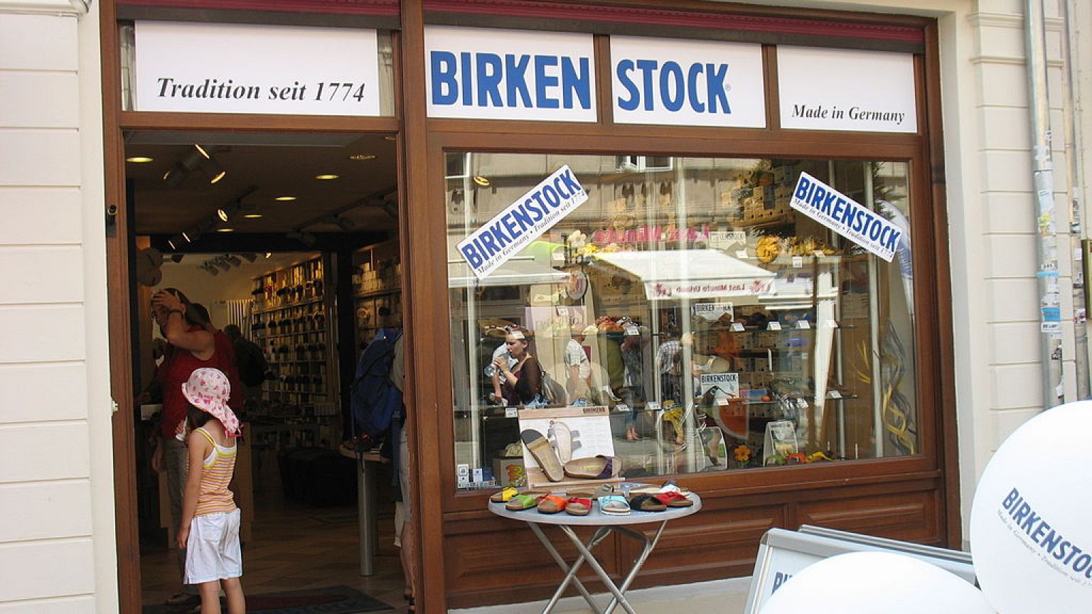 "Täuschung der Verbraucher": Ab 1. Januar keine Birkenstock mehr bei Amazon