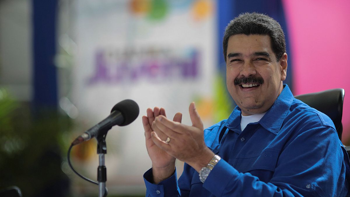Maduro exclut l'opposition de la présidentielle