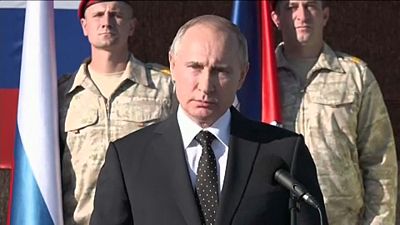 Az orosz csapatok kivonását jelentette be Szíriában Vlagyimir Putyin orosz elnök