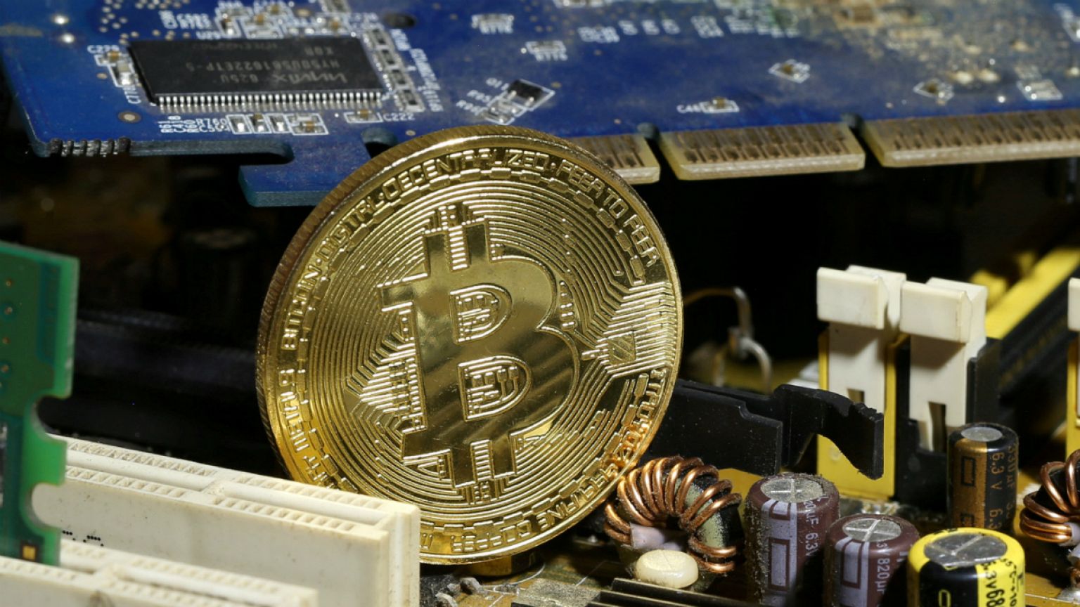 نقش بیت‌کوین در معاملات تجاری آینده 