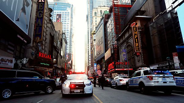 New York, uomo tenta di farsi saltare in aria alla stazione di Port Authority New York, uomo tenta di farsi saltare in aria alla stazione di Port Authority