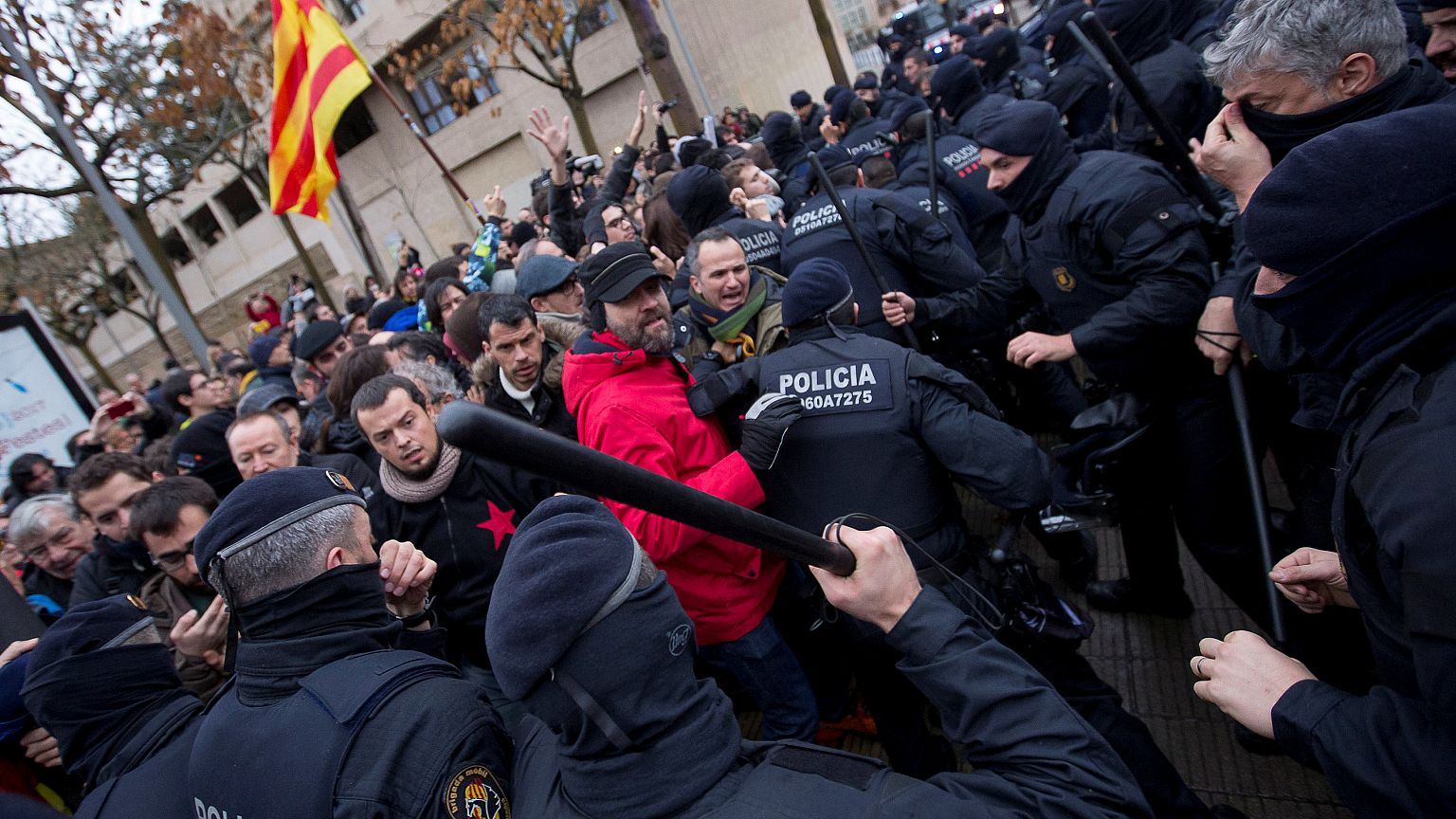 İspanya'nın Lleida Müzesi'nde protesto