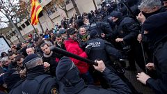 İspanya'nın Lleida Müzesi'nde protesto