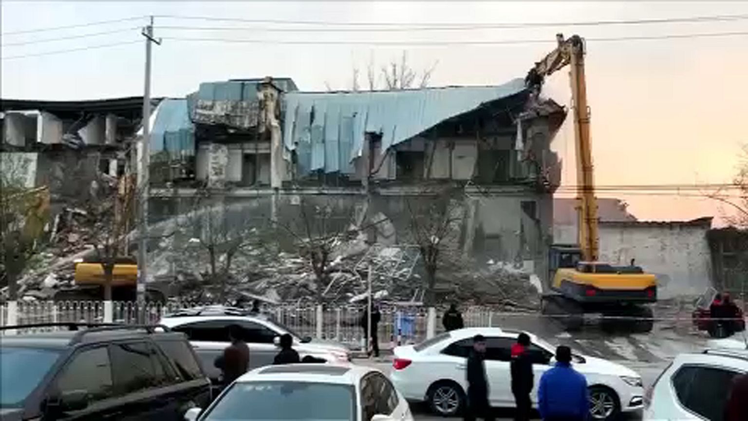 Τα συνεργεία κατεδάφισης έχουν ξεκινήσει το έργο τους στο Πεκίνο