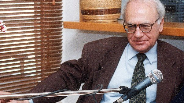 Πέθανε ο ιστορικός Σπύρος Ασδραχάς Πέθανε ο ιστορικός Σπύρος Ασδραχάς