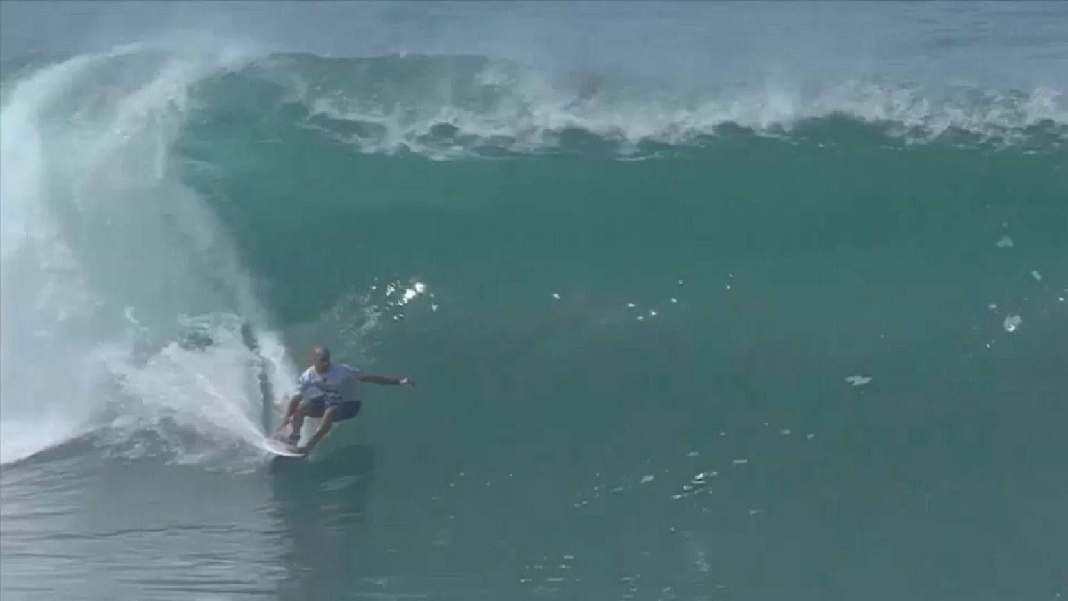 Kelly Slater de retour en pleine forme