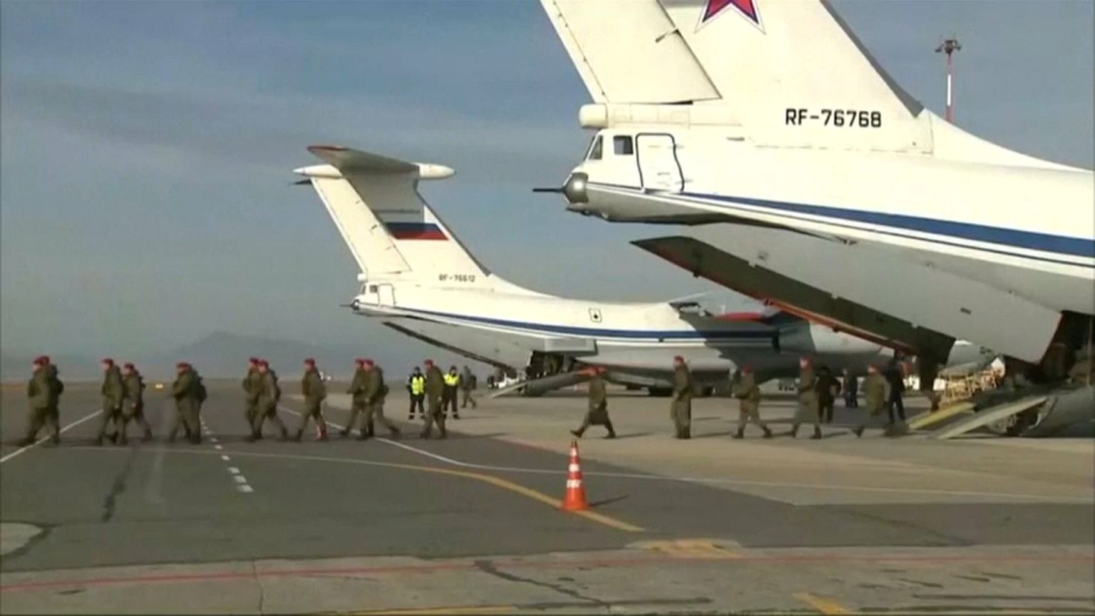 Возвращение войск из Сирии