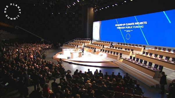 Clima: a Parigi si torna a parlare di lotta contro il surriscaldamento globale Clima: a Parigi si torna a parlare di lotta contro il surriscaldamento globale