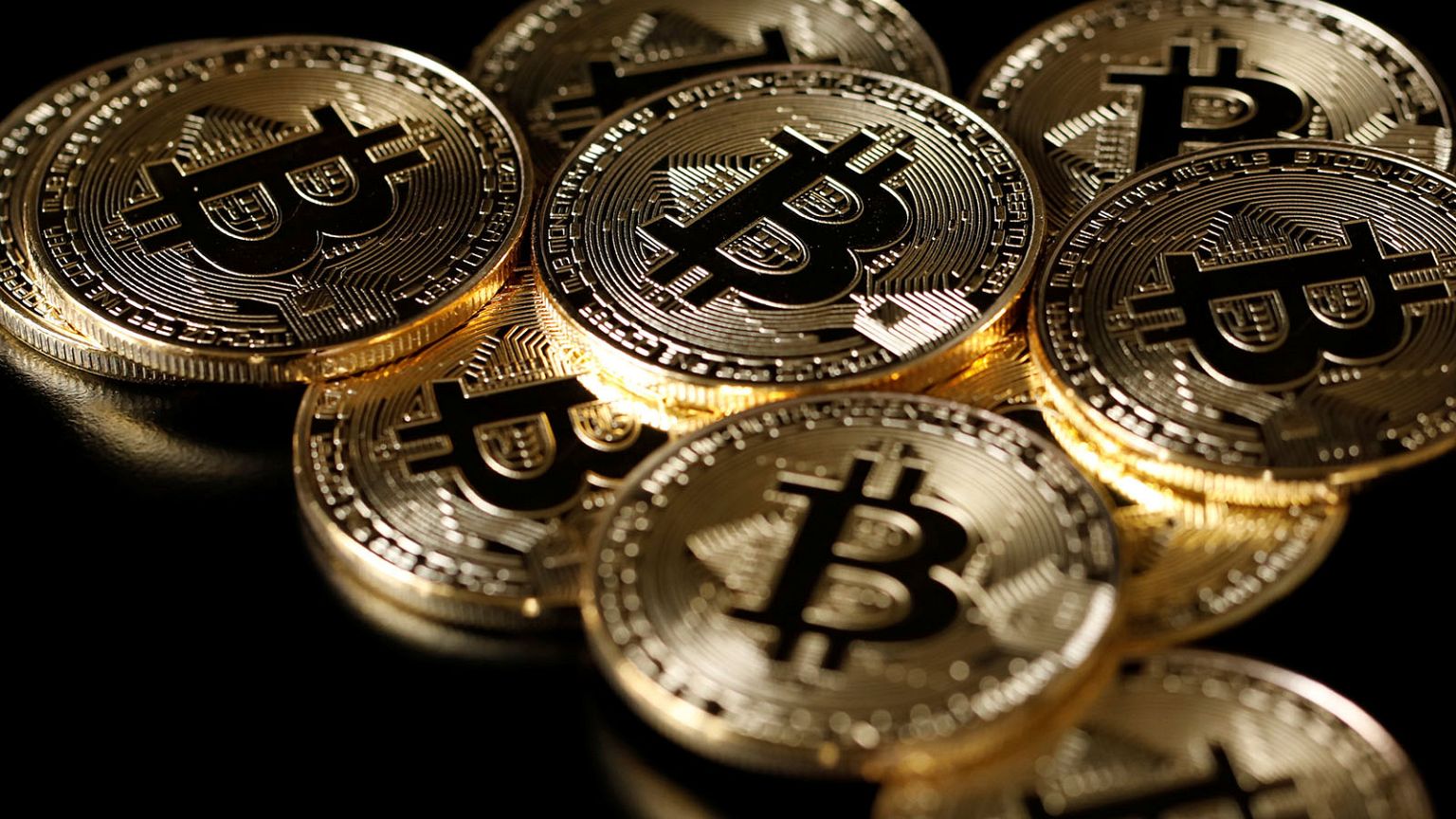 Είναι τελικά το κρυπτονόμισμα bitcoin μία σύγχρονη «τουλιπομανία;»