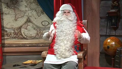 Noel Baba'nın köyü ziyaretçi akınına uğradı